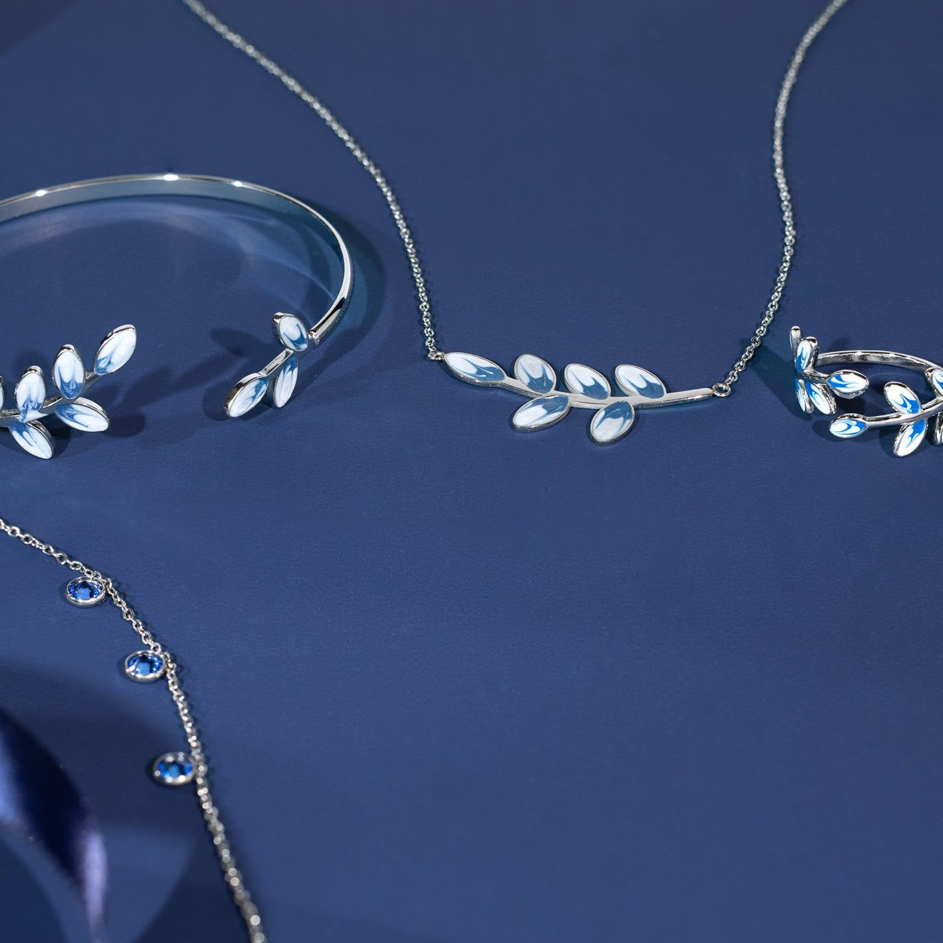 Hope Grows Ring in Silver and Blue
