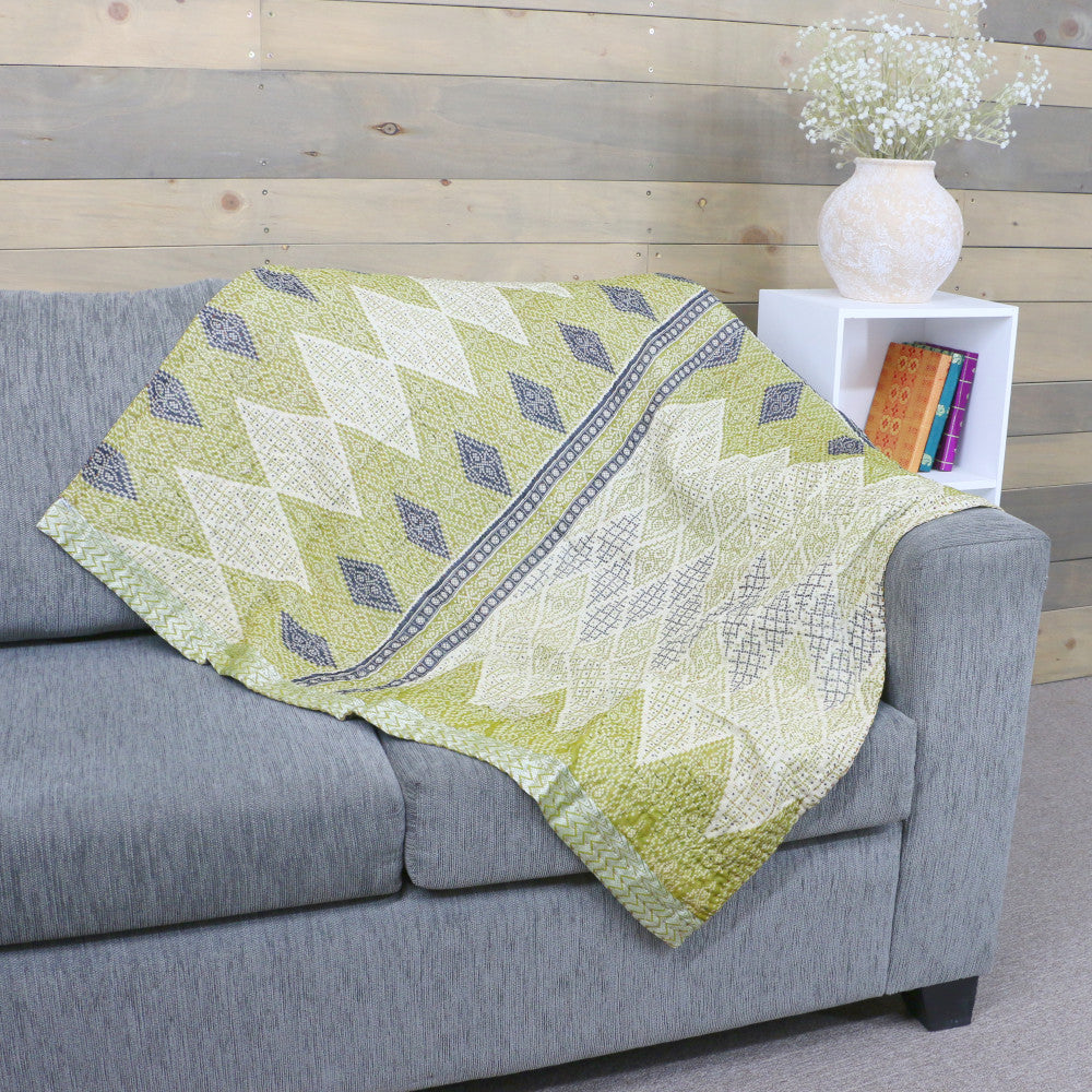 Small Sari Blanket (B018)