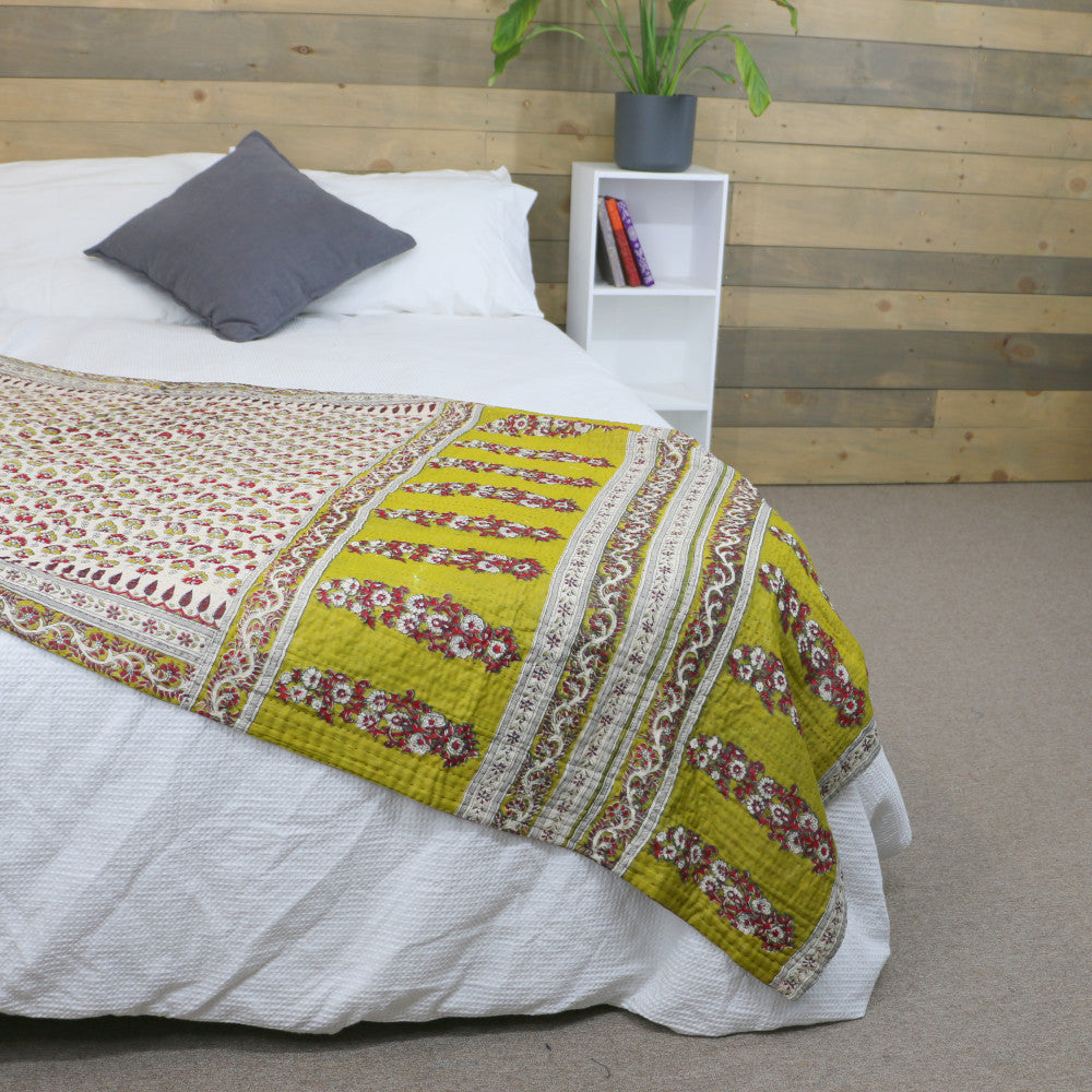 Single Sari Blanket (S023)