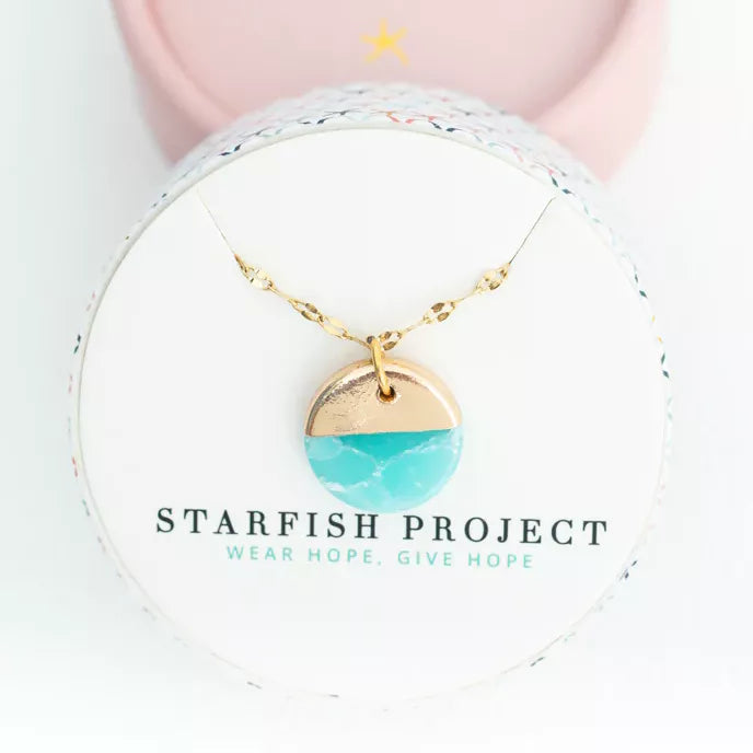 Refresh Necklace in Aqua Box Shot