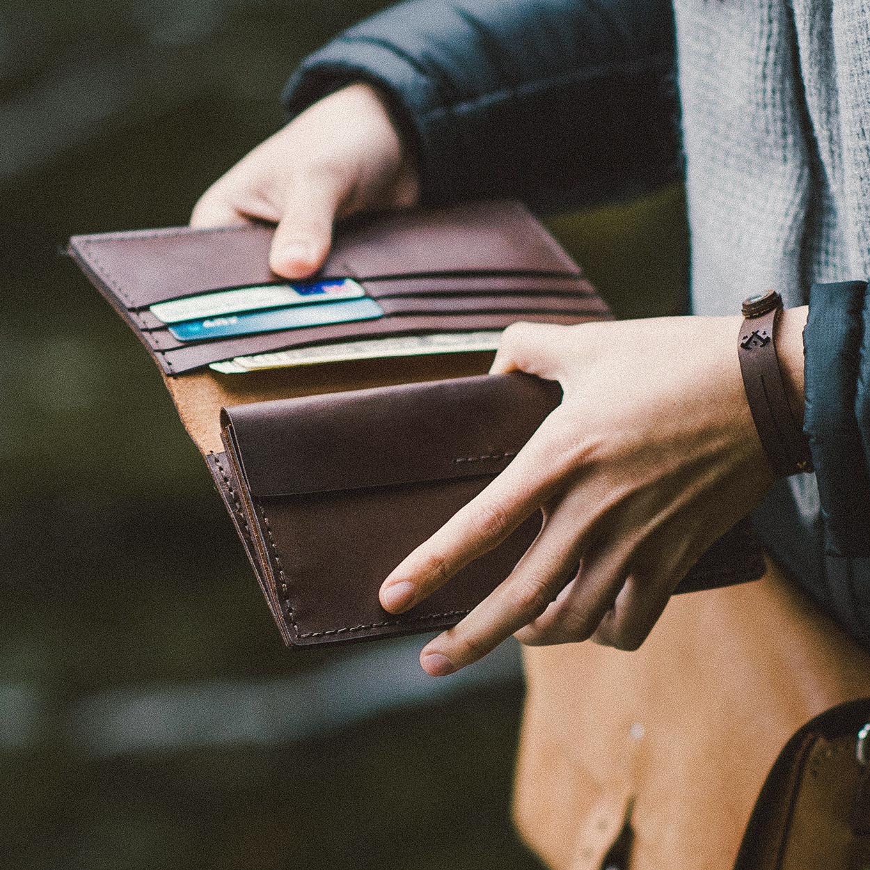 The Alongsider Wallet - Vintage Brown