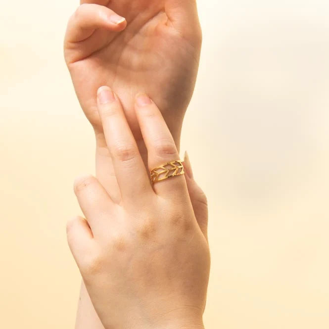 Rise Adjustable Ring