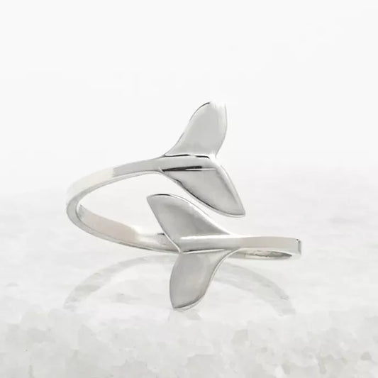 Whale Tale Wrap Ring in Silver