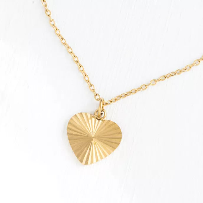 Heart of Gold Necklace Product Shot